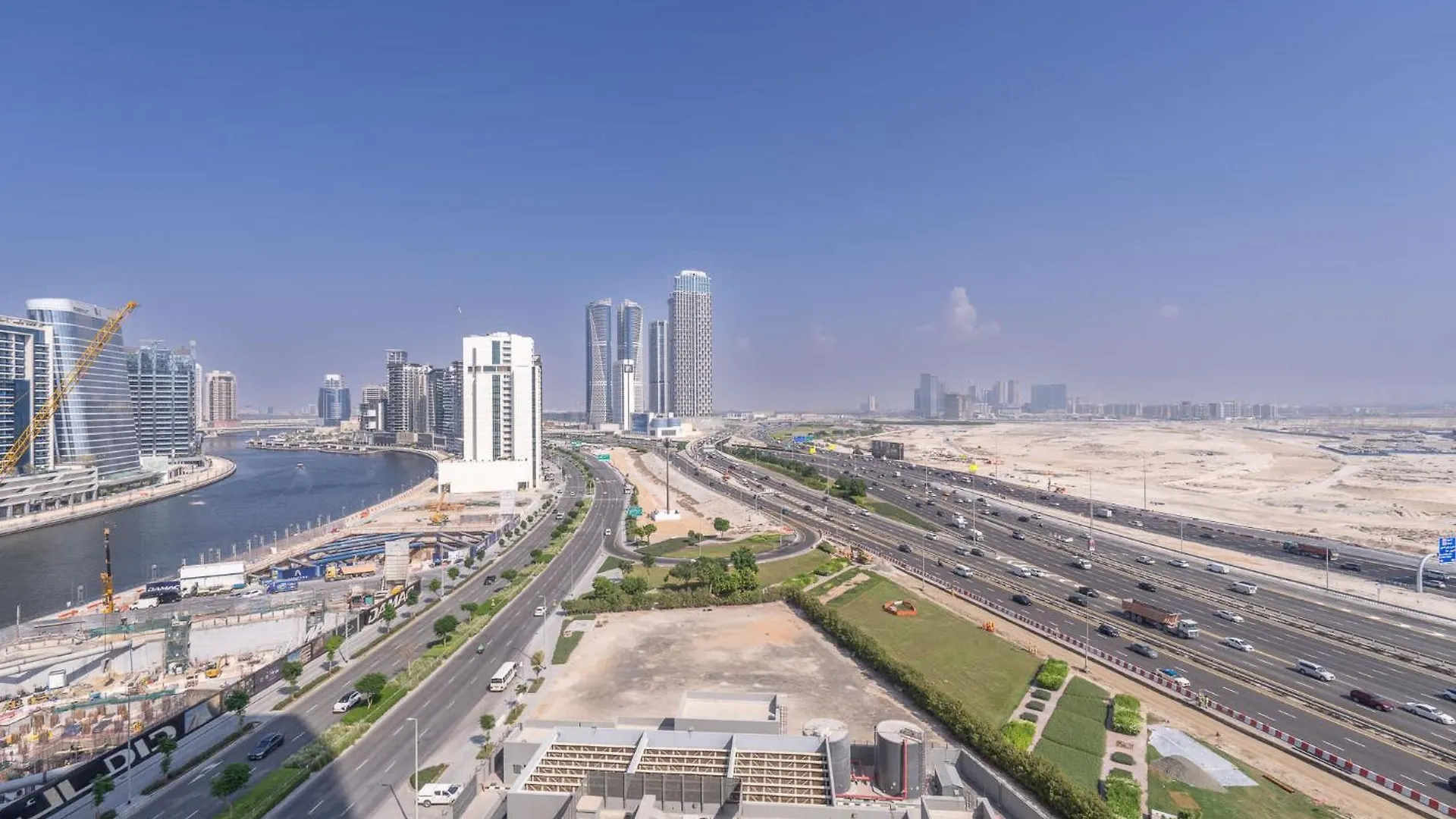 Charming Studio Apartment Perfect For 2 In Business Bay Dubai